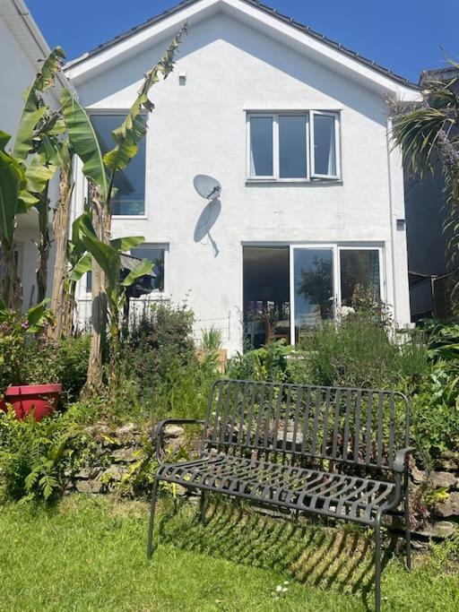 Stunning, Modern And Spacious House - Truro Exterior photo